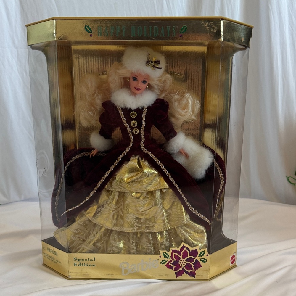 1995 Happy Holidays Barbie Special Edition – Burgundy & Gold Gown